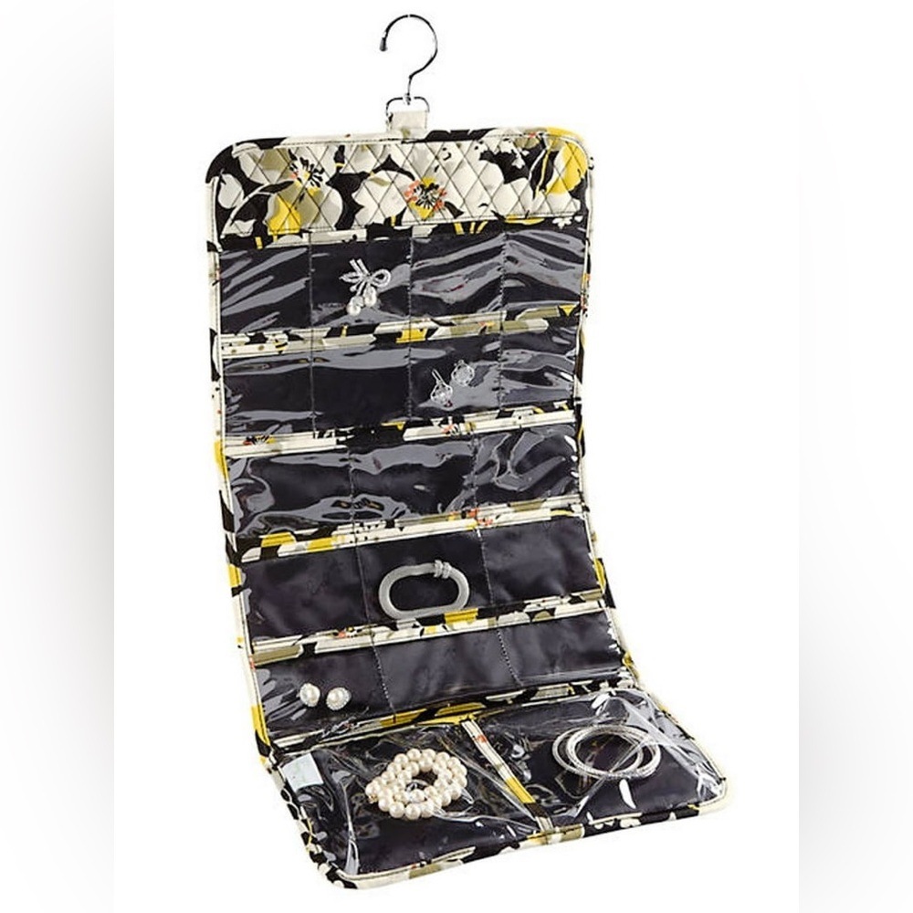 NWT Vera Bradley Keep It Up Hanging Organizer Dogwood Pattern Retired Floral